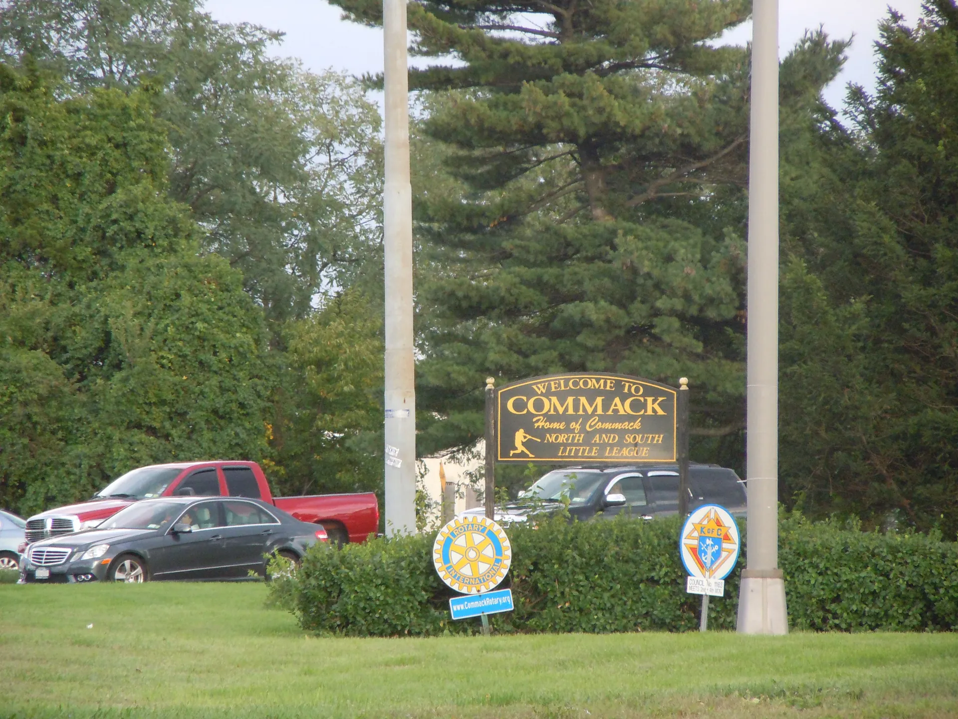 Welcome to Commack sign, Commack, NY