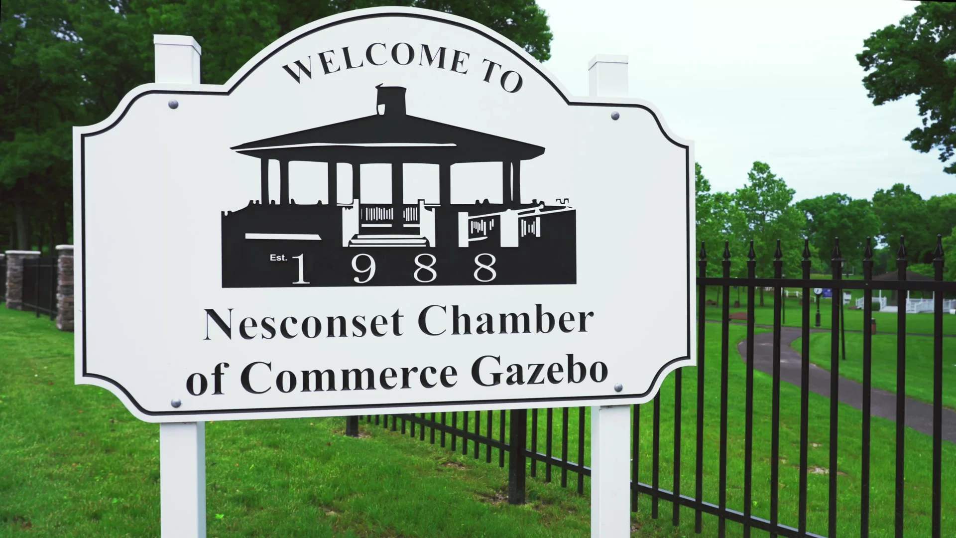 Welcome to Nesconset sign, Nesconset, NY